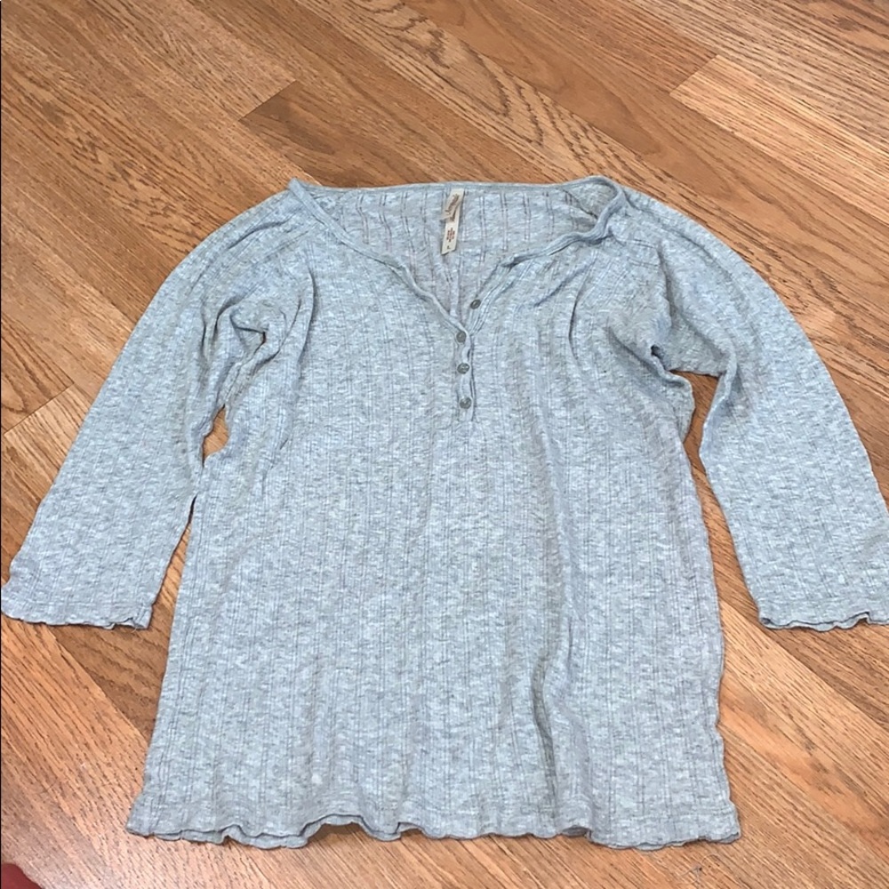 Half sleeve shirt